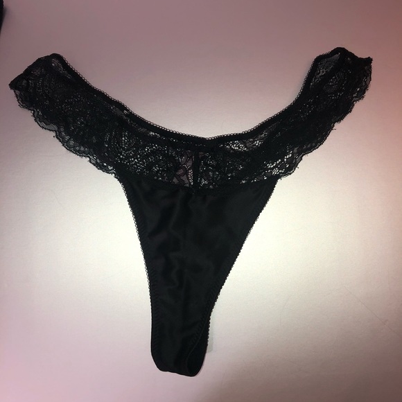 Black silk and lace bra / lingerie - Picture 3 of 7